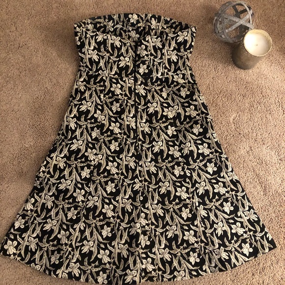Strapless dress size 4 GAP - Picture 2 of 3